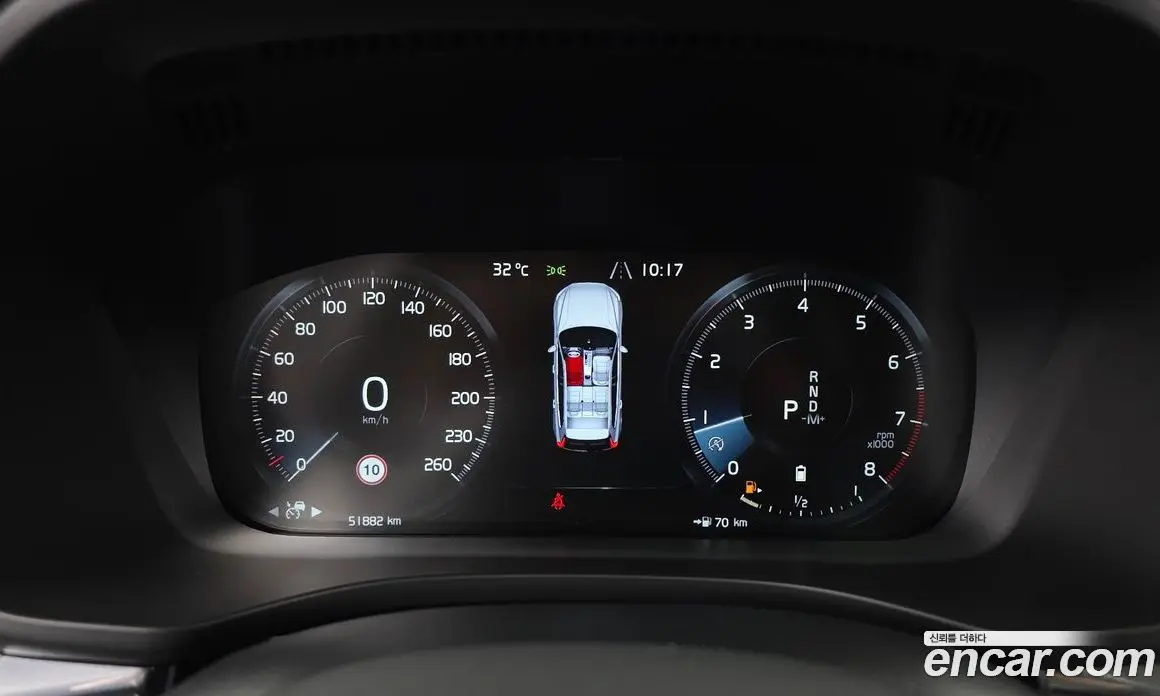 Volvo XC60 2021 2.0 автомат (гидро), фото 8