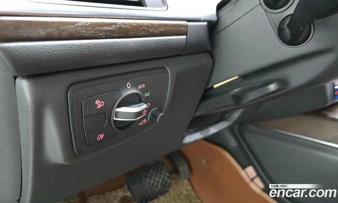 Audi A6 2015 2.0 автомат (гидро), фото 18