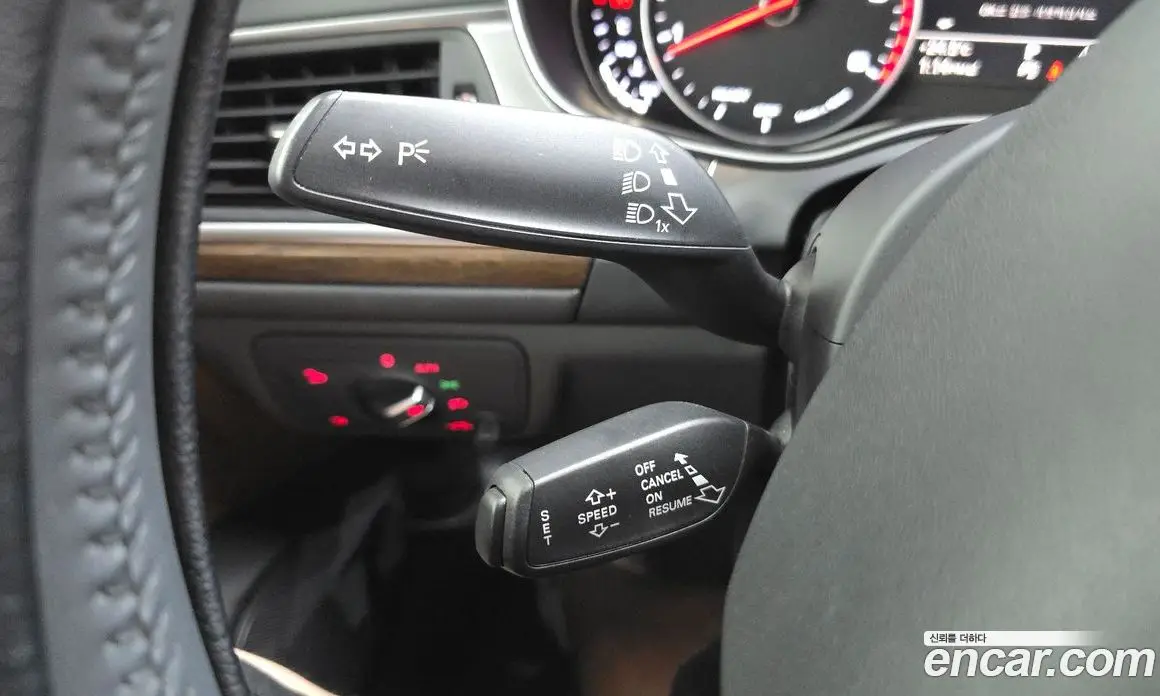 Audi A6 2015 2.0 автомат (гидро), фото 19