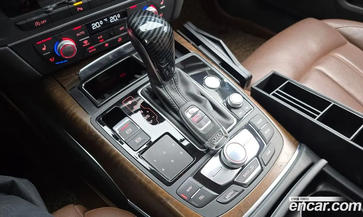 Audi A6 2015 2.0 автомат (гидро), фото 9