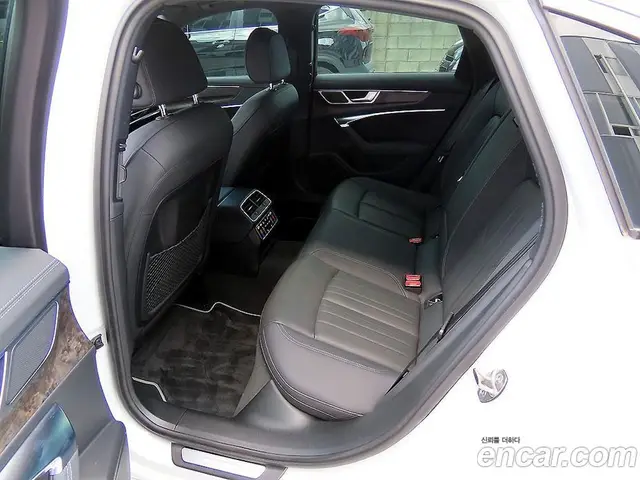 Audi A6 2021 3.0 автомат (гидро), миниатюра 6