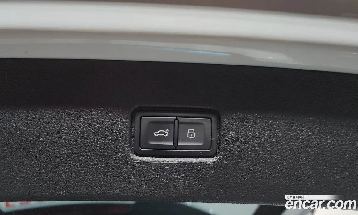 Audi Q7 2022 3.0 автомат (гидро), фото 17