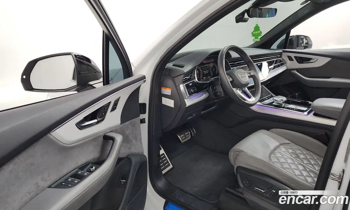 Audi Q7 2022 3.0 автомат (гидро), фото 10