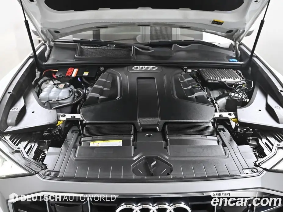 Audi Q8 2020 3.0 автомат (гидро), фото 6 Audi Q8 2020 3.0 автомат (гидро), фото 6