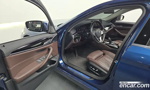 BMW 5 серия 2021 2.0 автомат (гидро), миниатюра 10 BMW 5 серия 2021 2.0 автомат (гидро), миниатюра 10