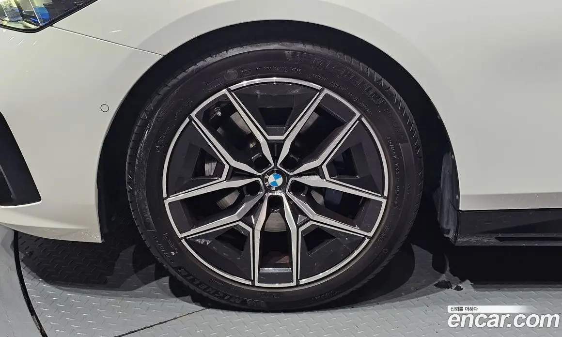BMW 5 серия 2024 2.0 автомат (гидро), фото 5 BMW 5 серия 2024 2.0 автомат (гидро), фото 5