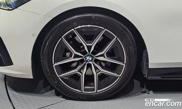 BMW 5 серия 2024 2.0 автомат (гидро), миниатюра 5 BMW 5 серия 2024 2.0 автомат (гидро), миниатюра 5
