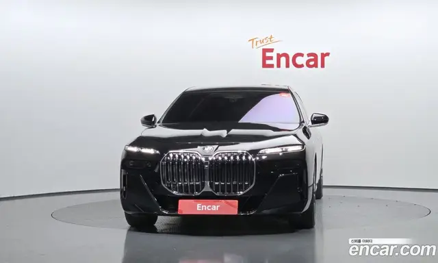 BMW 7 серия 2025 3.0 автомат (гидро), миниатюра 3