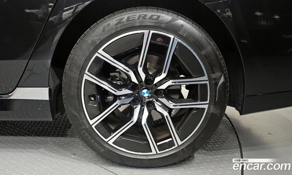 BMW 7 серия 2025 3.0 автомат (гидро), фото 5