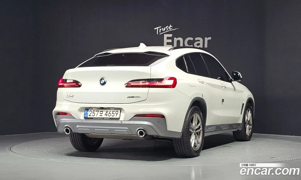 BMW X4 2021 2.0 автомат (гидро), фото 2 BMW X4 2021 2.0 автомат (гидро), фото 2