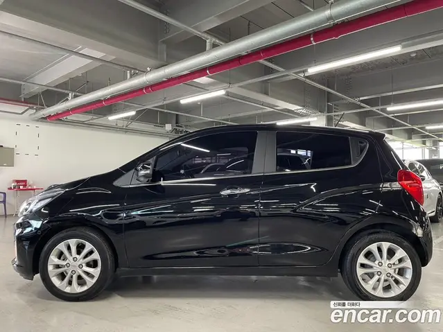 Chevrolet Spark 2018 1.0 автомат (гидро), миниатюра 4 Chevrolet Spark 2018 1.0 автомат (гидро), миниатюра 4