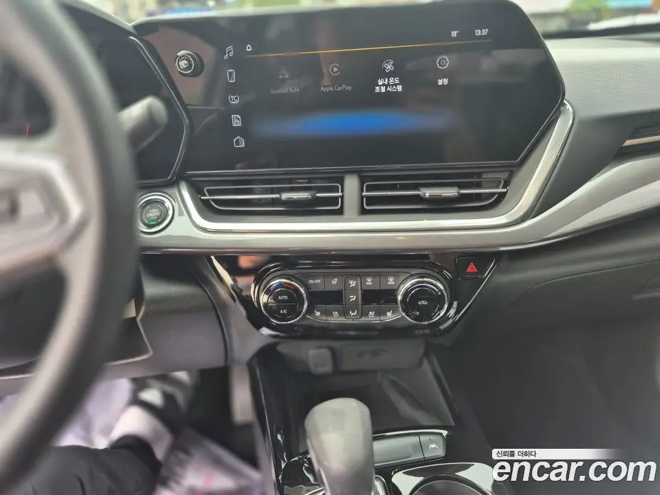 Chevrolet Trax 2024 1.2 автомат (гидро), фото 13