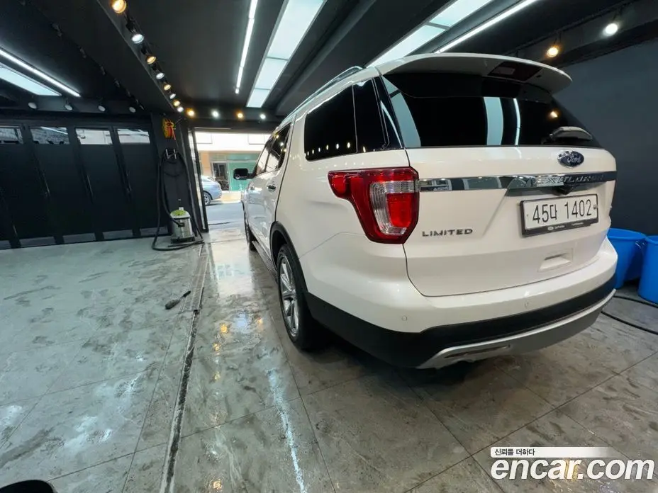 Ford Explorer 2017 2.3 автомат (гидро), фото 4 Ford Explorer 2017 2.3 автомат (гидро), фото 4