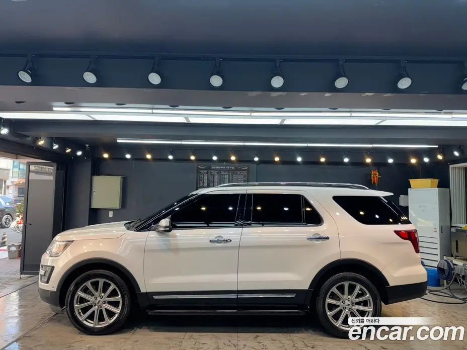 Ford Explorer 2017 2.3 автомат (гидро), фото 8 Ford Explorer 2017 2.3 автомат (гидро), фото 8