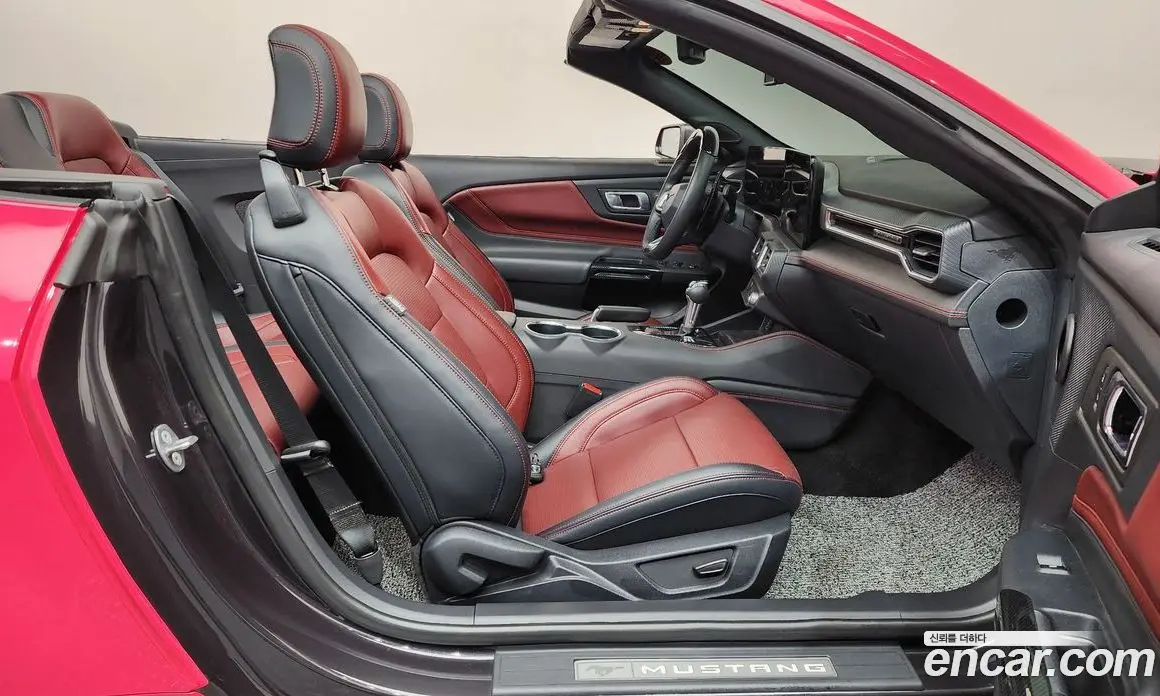 Ford Mustang 2024 2.3 автомат (гидро), фото 11