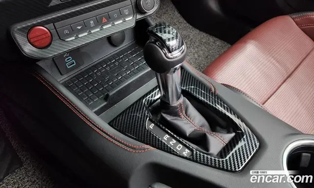 Ford Mustang 2024 2.3 автомат (гидро), миниатюра 9