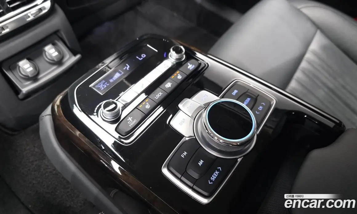 Genesis G90 2018 3.3 автомат (гидро), фото 19 Genesis G90 2018 3.3 автомат (гидро), фото 19