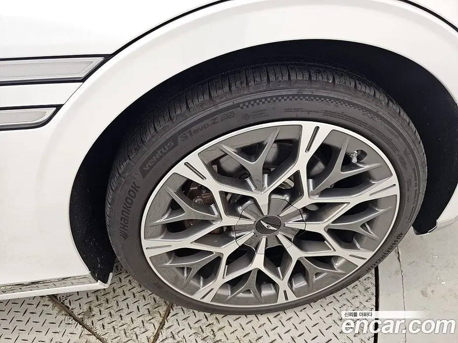 Genesis G90 2023 3.5 автомат (гидро), фото 5 Genesis G90 2023 3.5 автомат (гидро), фото 5