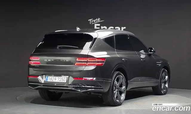 Genesis GV80 2024 2.5 автомат (гидро), миниатюра 2