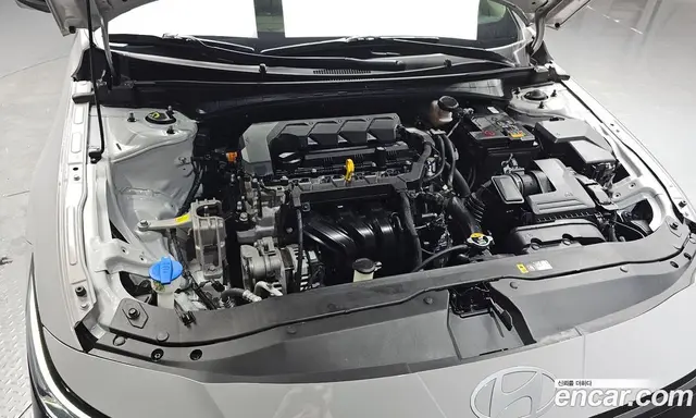 Hyundai Avante 2024 1.6 автомат (гидро), миниатюра 6 Hyundai Avante 2024 1.6 автомат (гидро), миниатюра 6