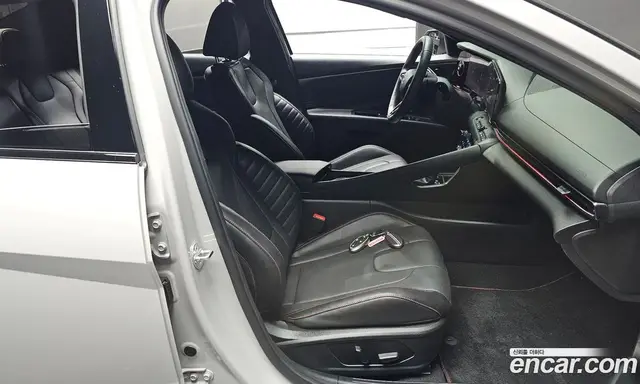 Hyundai Avante 2024 1.6 автомат (гидро), миниатюра 10 Hyundai Avante 2024 1.6 автомат (гидро), миниатюра 10