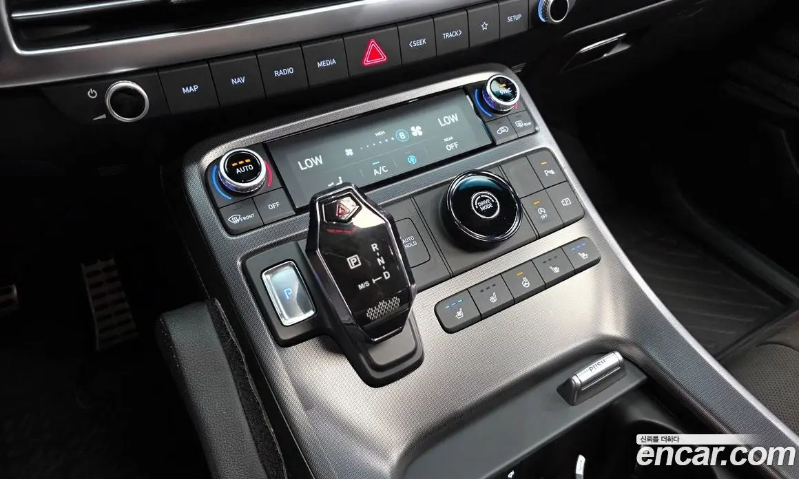 Hyundai Palisade 2024 3.8 автомат (гидро), фото 9