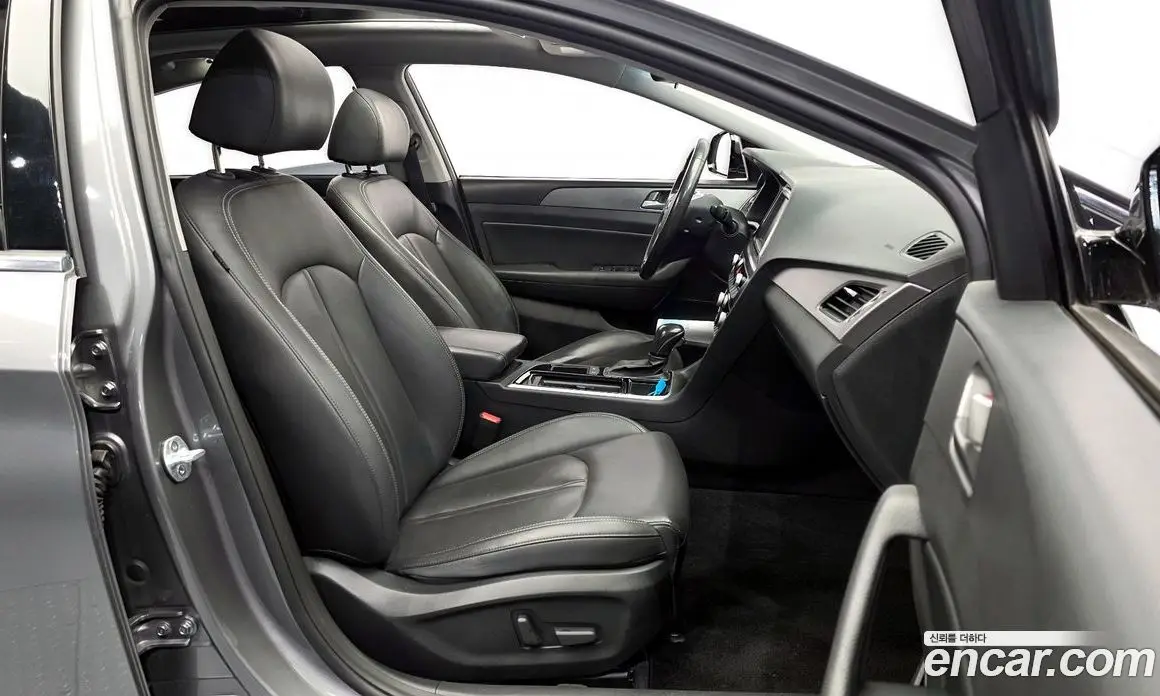 Hyundai Sonata 2018 2.0 автомат (гидро), фото 11