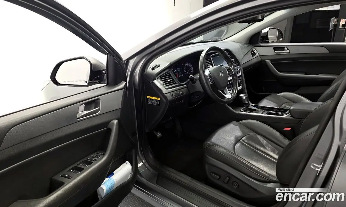 Hyundai Sonata 2018 2.0 автомат (гидро), фото 10