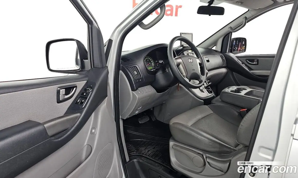 Hyundai Starex 2008 2.5 автомат (гидро), фото 11