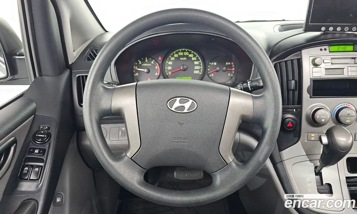 Hyundai Starex 2008 2.5 автомат (гидро), фото 13