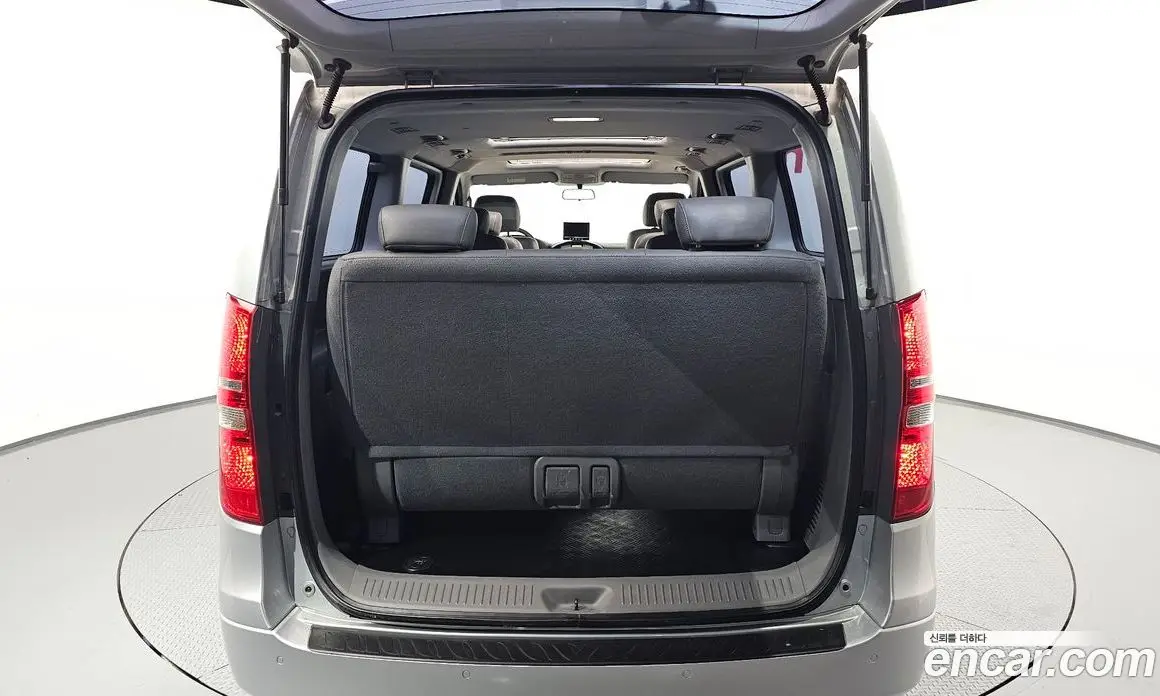 Hyundai Starex 2008 2.5 автомат (гидро), фото 20