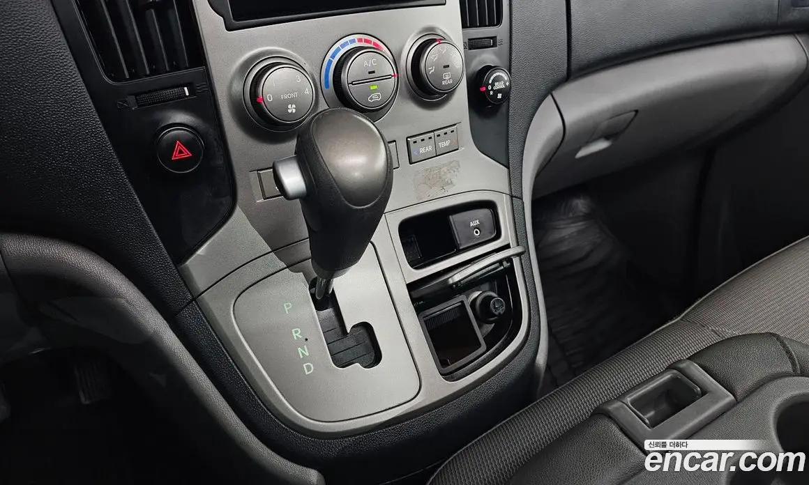 Hyundai Starex 2008 2.5 автомат (гидро), фото 9