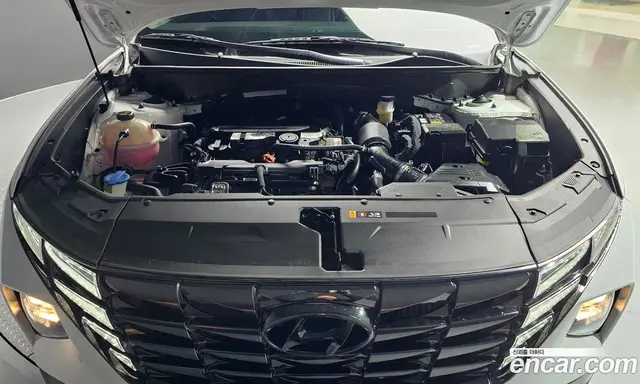 Hyundai Tucson 2023 1.6 автомат (гидро), миниатюра 6