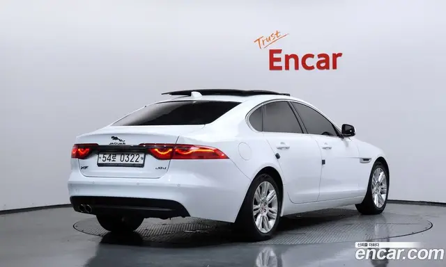 Jaguar XF 2016 2.0 автомат (гидро), миниатюра 2