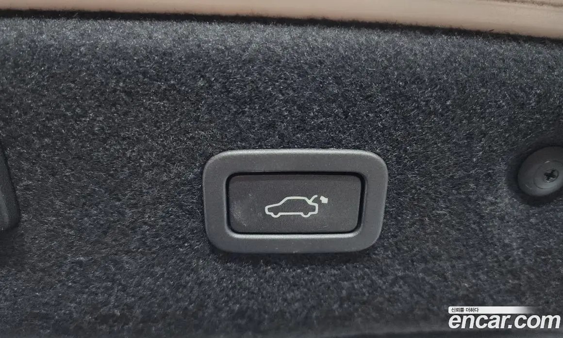 Jaguar XF 2016 2.0 автомат (гидро), фото 19