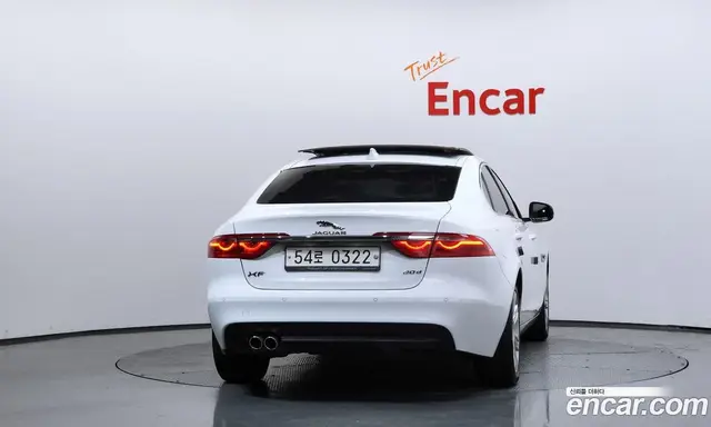 Jaguar XF 2016 2.0 автомат (гидро), миниатюра 4