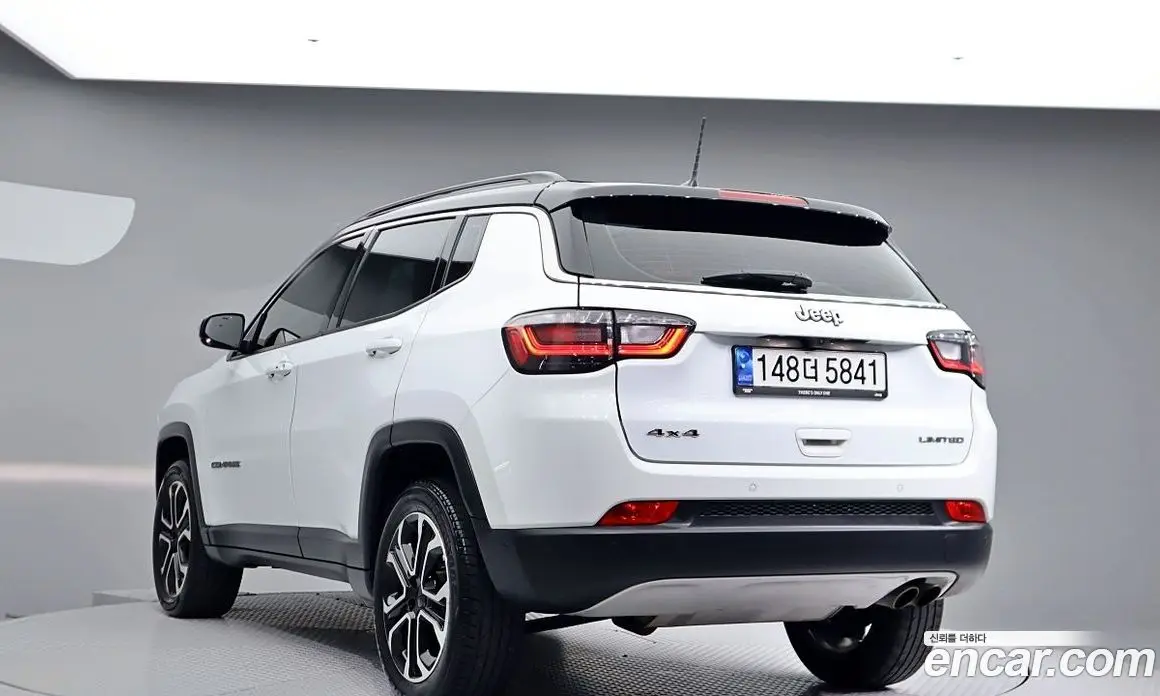 Jeep Compass 2022 2.4 автомат (гидро), фото 2 Jeep Compass 2022 2.4 автомат (гидро), фото 2