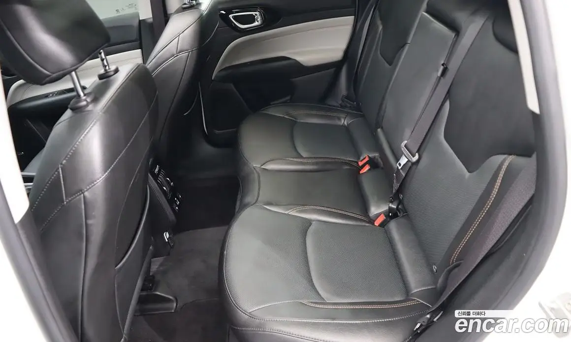 Jeep Compass 2022 2.4 автомат (гидро), фото 9 Jeep Compass 2022 2.4 автомат (гидро), фото 9