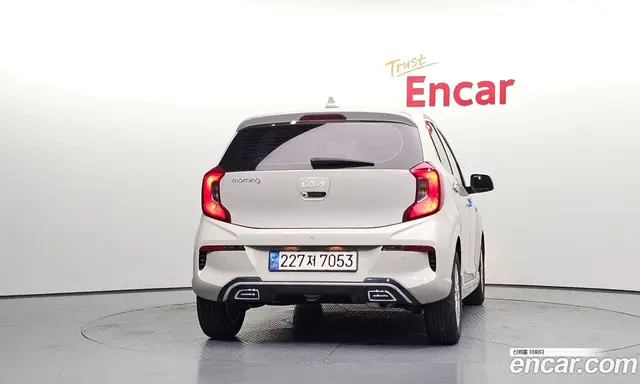 Kia Morning 2023 1.0 автомат (гидро), миниатюра 4
