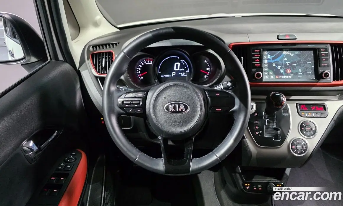 Kia Ray 2018 1.0 автомат (гидро), фото 13