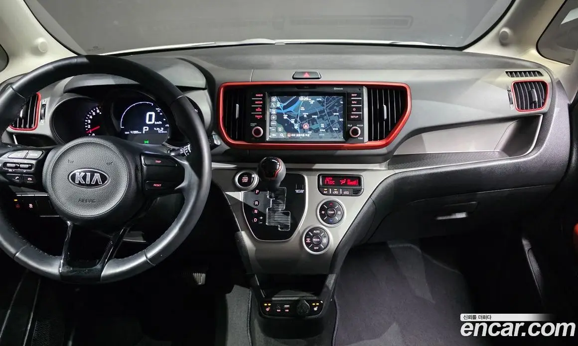 Kia Ray 2018 1.0 автомат (гидро), фото 17