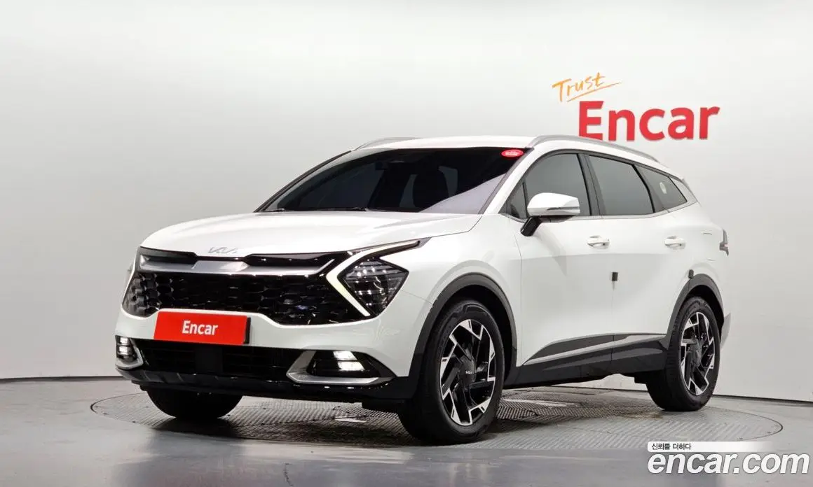 Kia Sportage 2022 2.0 автомат (гидро), фото 1 Kia Sportage 2022 2.0 автомат (гидро), фото 1