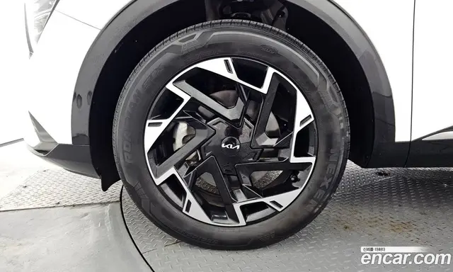 Kia Sportage 2022 2.0 автомат (гидро), миниатюра 5 Kia Sportage 2022 2.0 автомат (гидро), миниатюра 5
