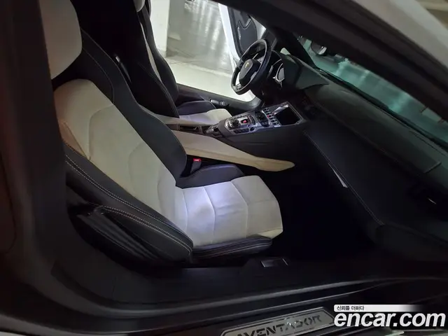 Lamborghini Aventador 2013 6.5 механика, миниатюра 9 Lamborghini Aventador 2013 6.5 механика, миниатюра 9