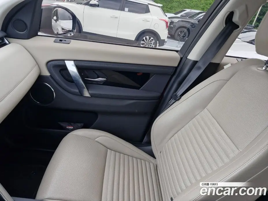 Land Rover Discovery Sport 2022 2.0 автомат (гидро), фото 9 Land Rover Discovery Sport 2022 2.0 автомат (гидро), фото 9