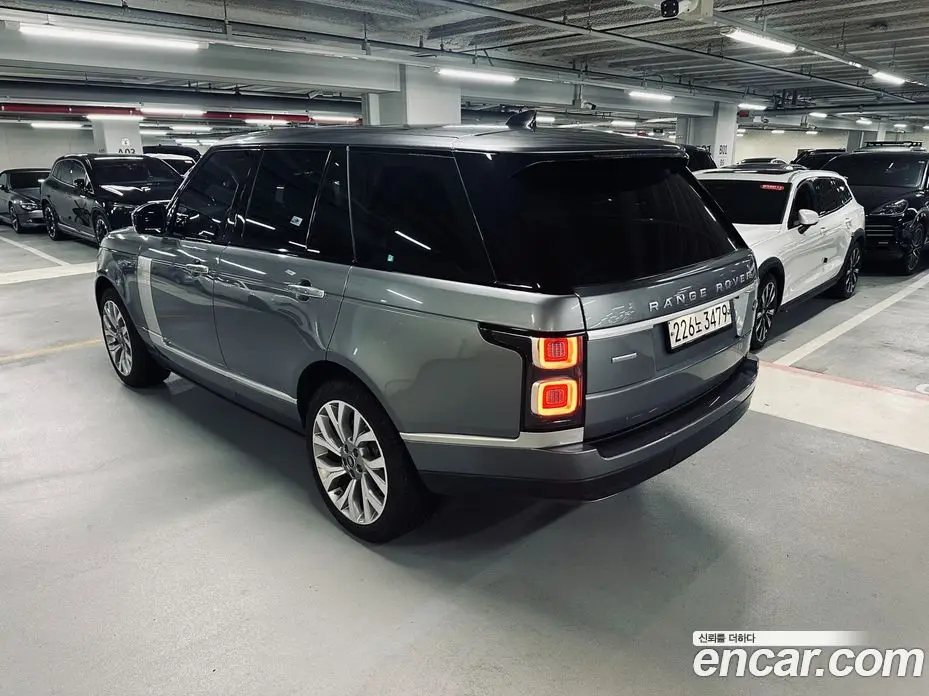 Land Rover Range Rover 2020 4.4 автомат (гидро), фото 3 Land Rover Range Rover 2020 4.4 автомат (гидро), фото 3