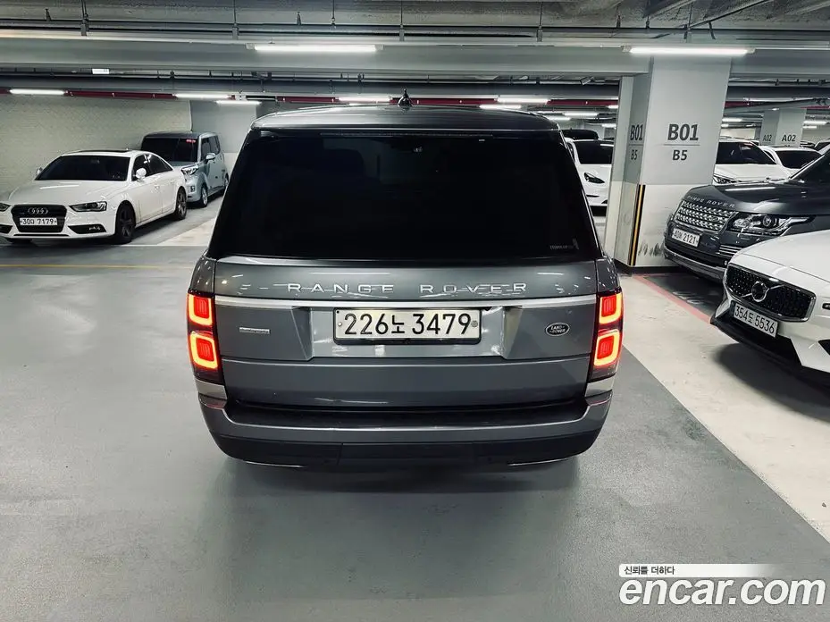 Land Rover Range Rover 2020 4.4 автомат (гидро), фото 5 Land Rover Range Rover 2020 4.4 автомат (гидро), фото 5