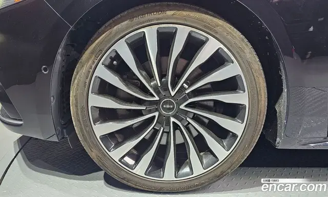Lincoln Continental 2019 3.0 автомат (гидро), миниатюра 5 Lincoln Continental 2019 3.0 автомат (гидро), миниатюра 5