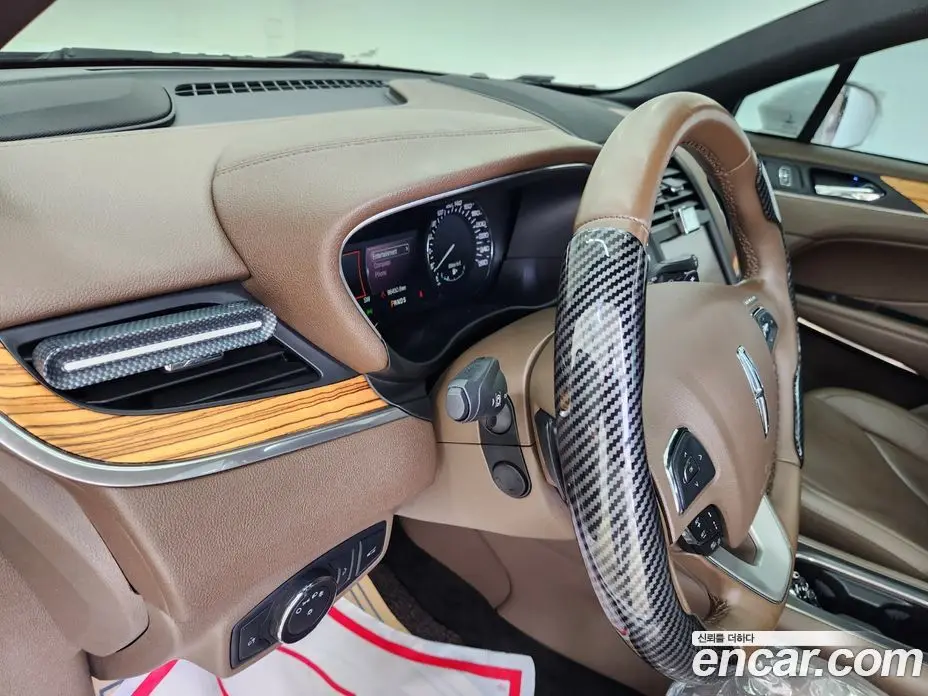 Lincoln MKC 2015 2.0 автомат (гидро), фото 16 Lincoln MKC 2015 2.0 автомат (гидро), фото 16