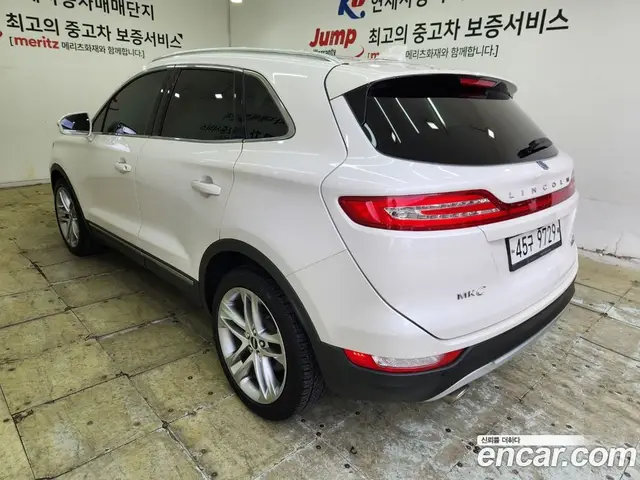 Lincoln MKC 2015 2.0 автомат (гидро), миниатюра 3 Lincoln MKC 2015 2.0 автомат (гидро), миниатюра 3